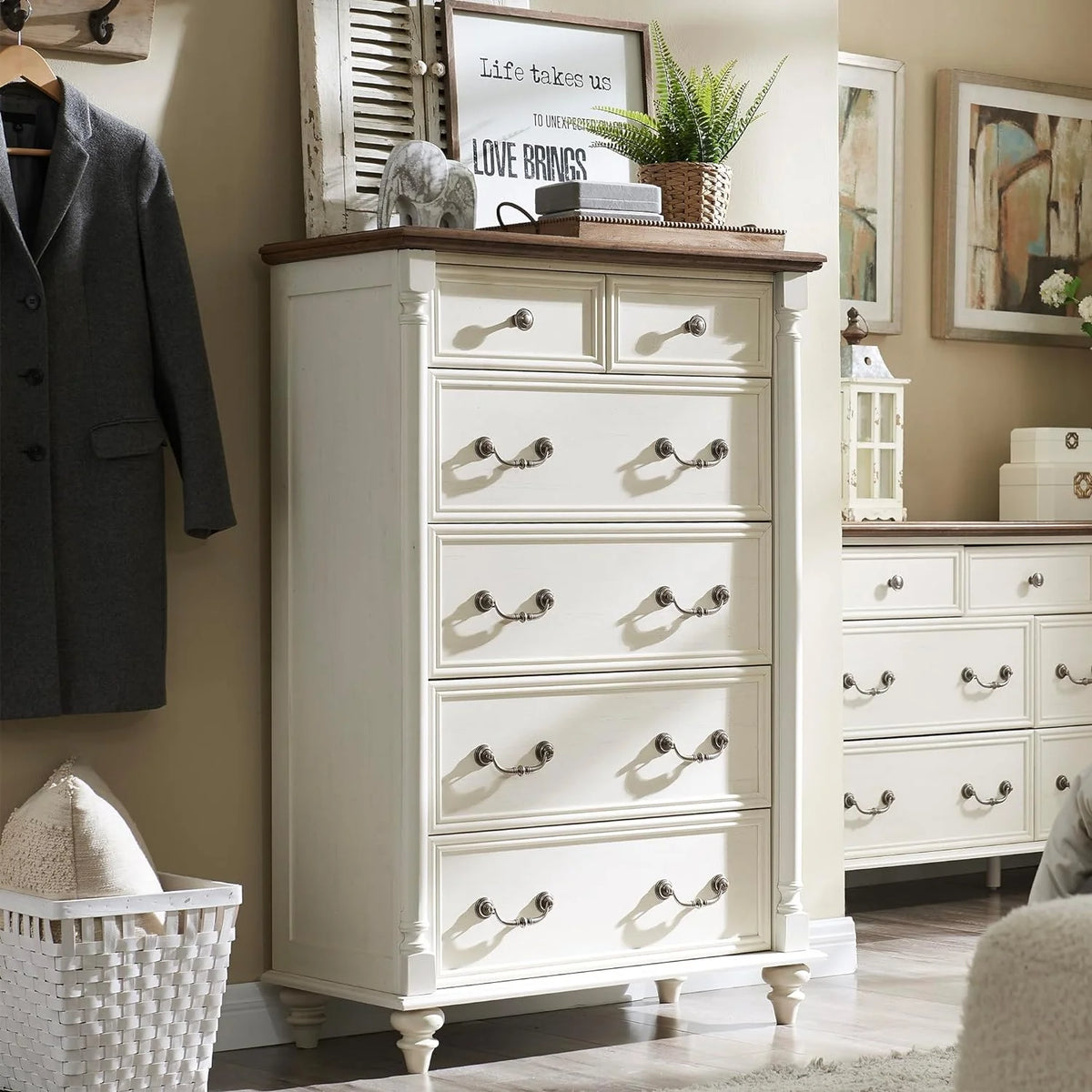 Antique White 6 Drawer Dresser R2062