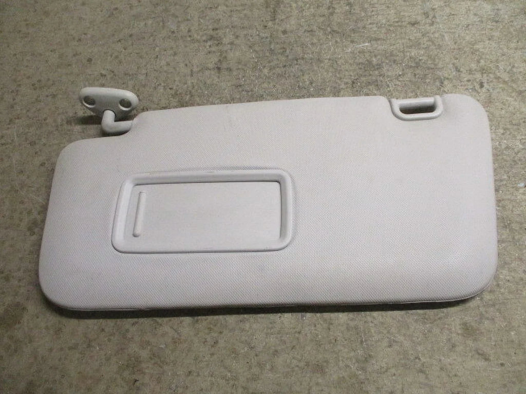 LH Driver Sunvisor Sun Visor with Mirror E265102
