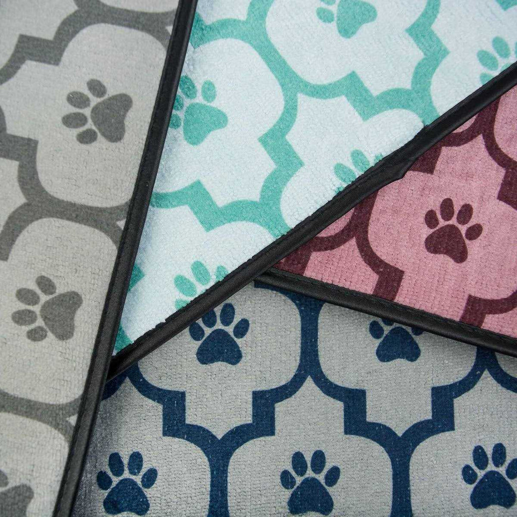 Off White Lattice Paw Pet Mat M25830