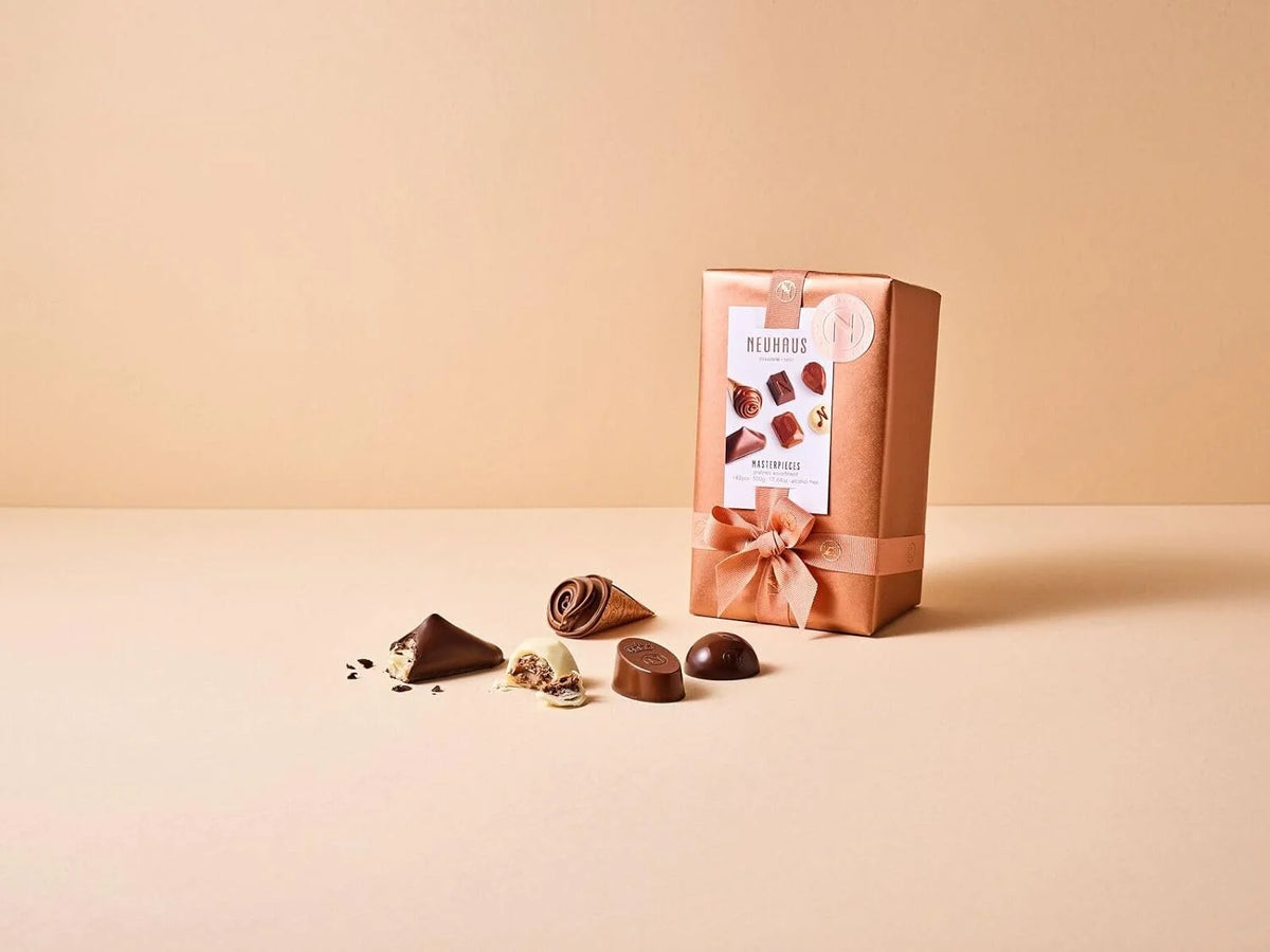 1 Lb Assorted Milk, White & Dark Chocolate Pralines K892