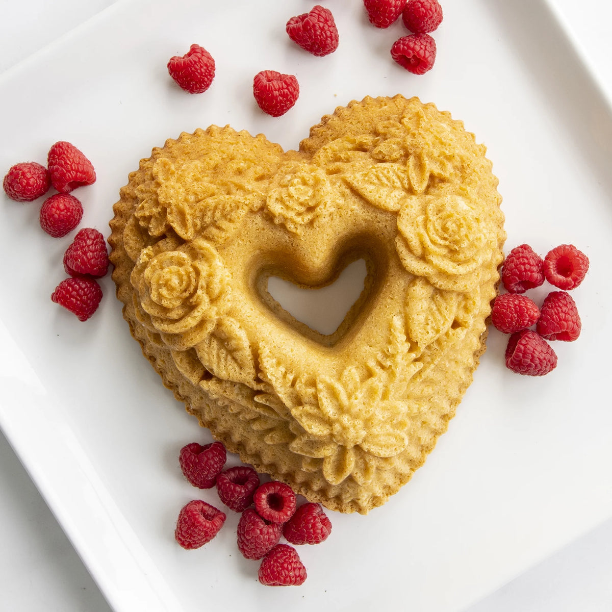 Floral Heart Bundt Pan J882