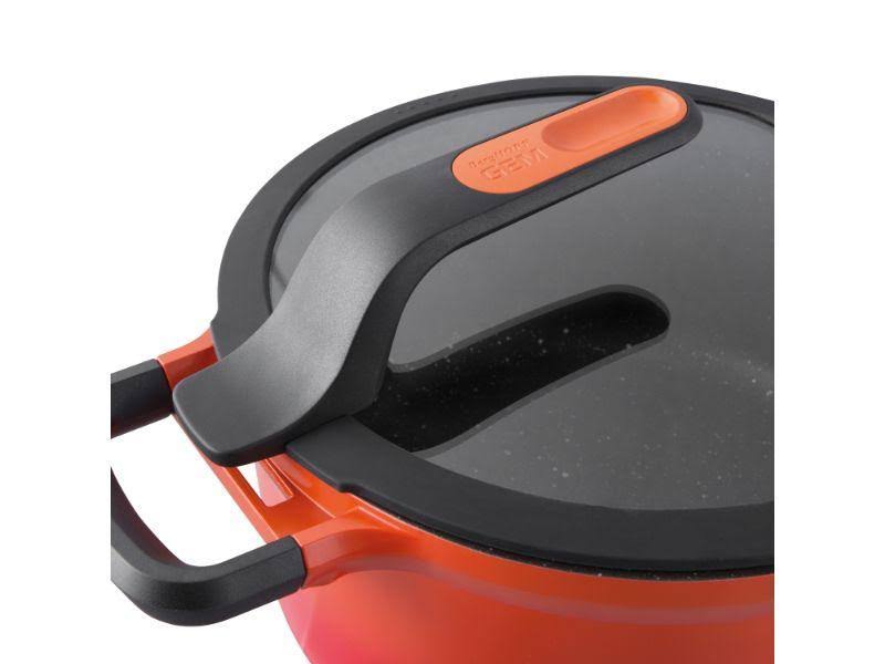 Cast Aluminum Non-Stick Covered Saute Pan E1562
