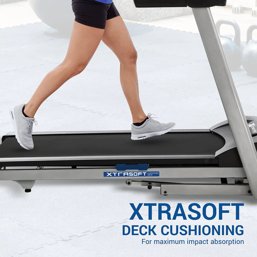 Folding Treadmill with 2.25 HP Motor and 10 Levels Incline E544