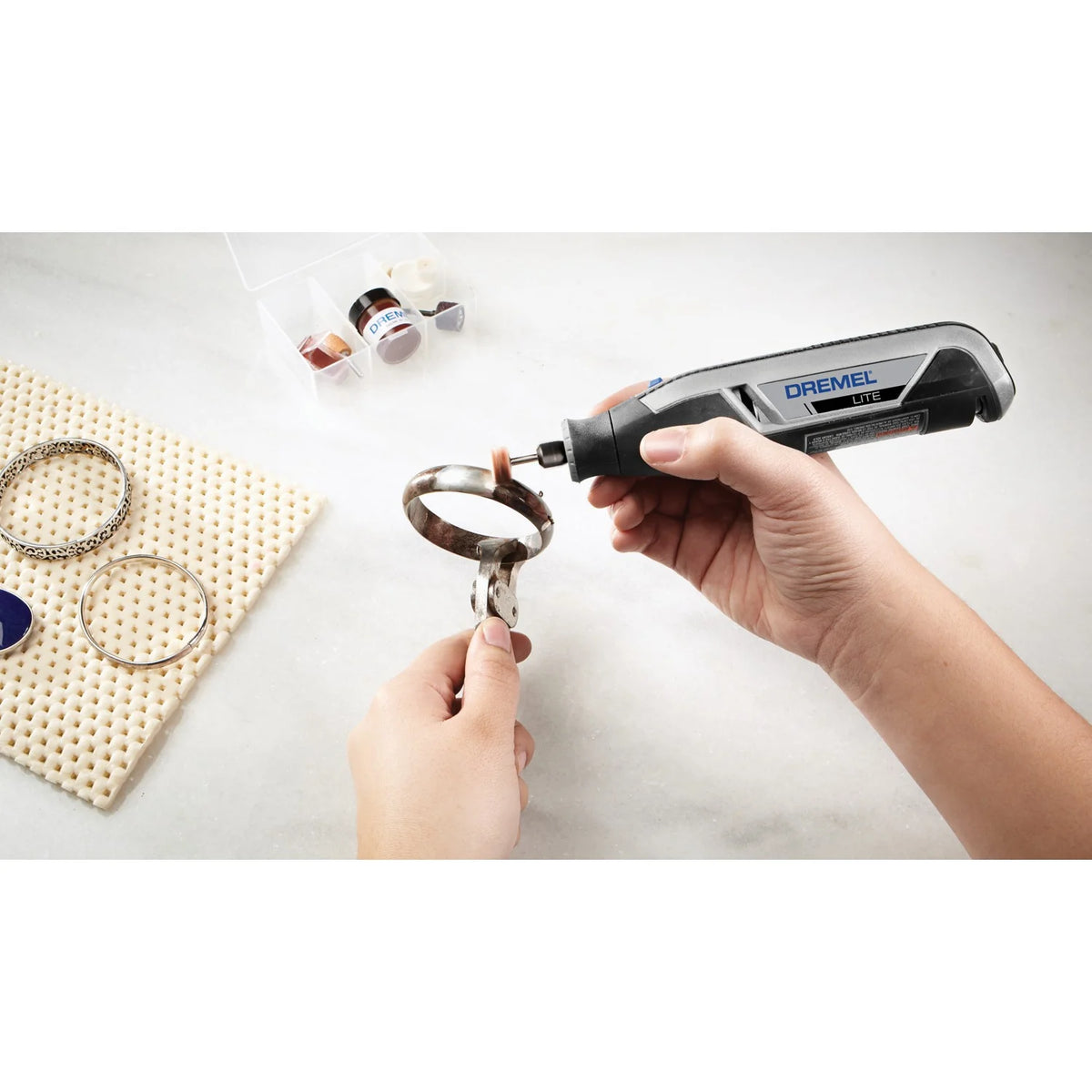 Cordless Rotary Tool H646192