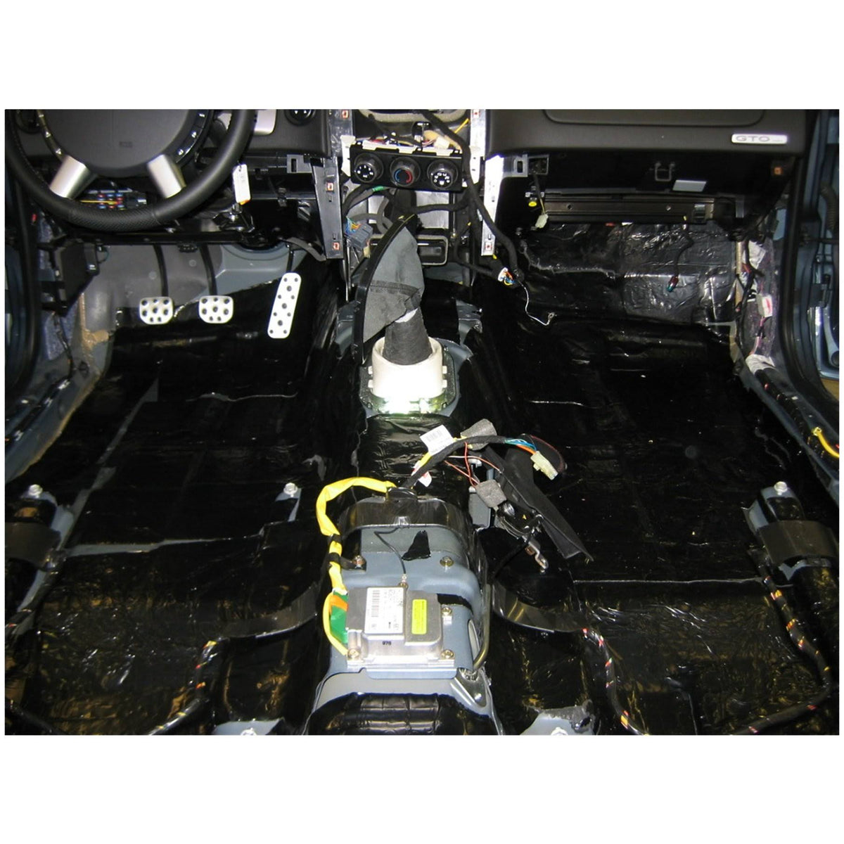 Black Floor/Dash Kit; 20 Sheets; 12 in. x 23 in. U278939