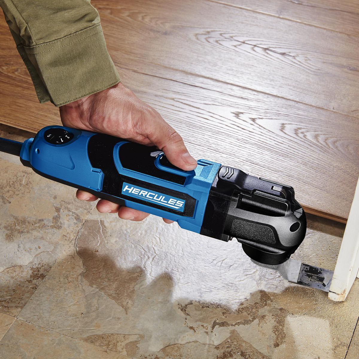 3.5 Amp Variable-Speed Oscillating Multi-Tool J692872