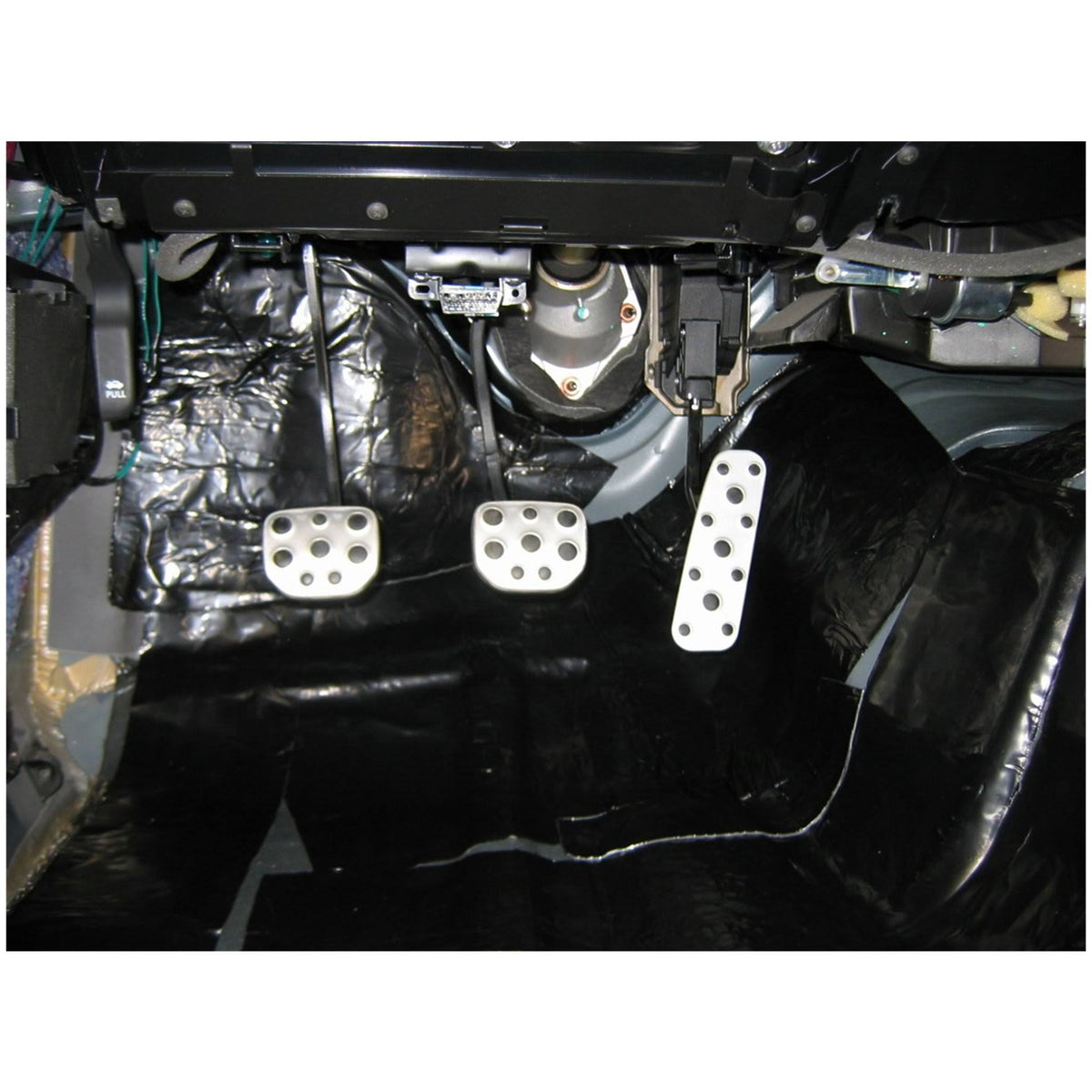 Black Floor/Dash Kit; 20 Sheets; 12 in. x 23 in. U278939