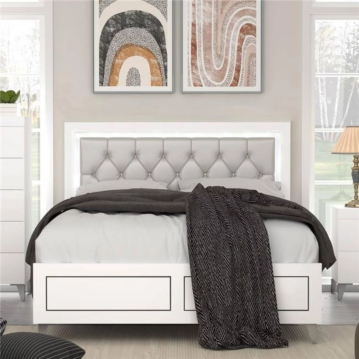 King Size Gray PU Bed with LED L6920